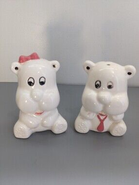 Japan Bear Salt And Pepper Shakers 1950s 1960s Anthropomorphic Ceramic Pair